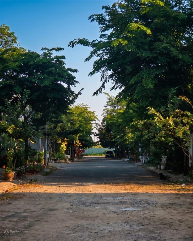 Nhà mới toanh hẻm 7m có vỉa hè ô tô vào tận nhà đỗ xe trước cửa sổ riêng hoàn công đủ