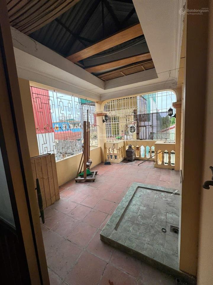 Chính chủ gửi bán nhà hoàng đạo thành 63m2 ô tô đỗ cửa  3m ra ô tô tránh  ngõ thông chỉ hơn 15 tỷ