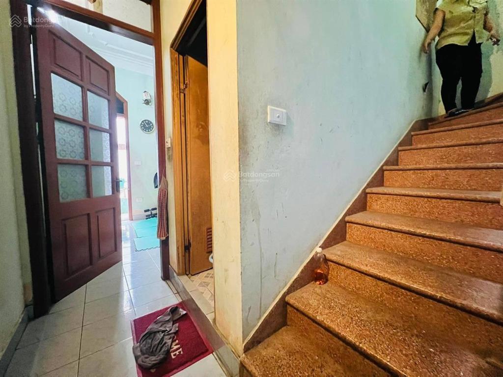 20m ra phố 51m2 kim giang  ngõ rộng  mặt tiền 4.7m chỉ nhỉnh 12 tỷ