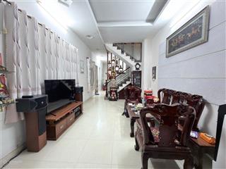 Bán nhà 3 tầng linh trung thủ đức ,105m2, giá tốt 10,5 tỷ.