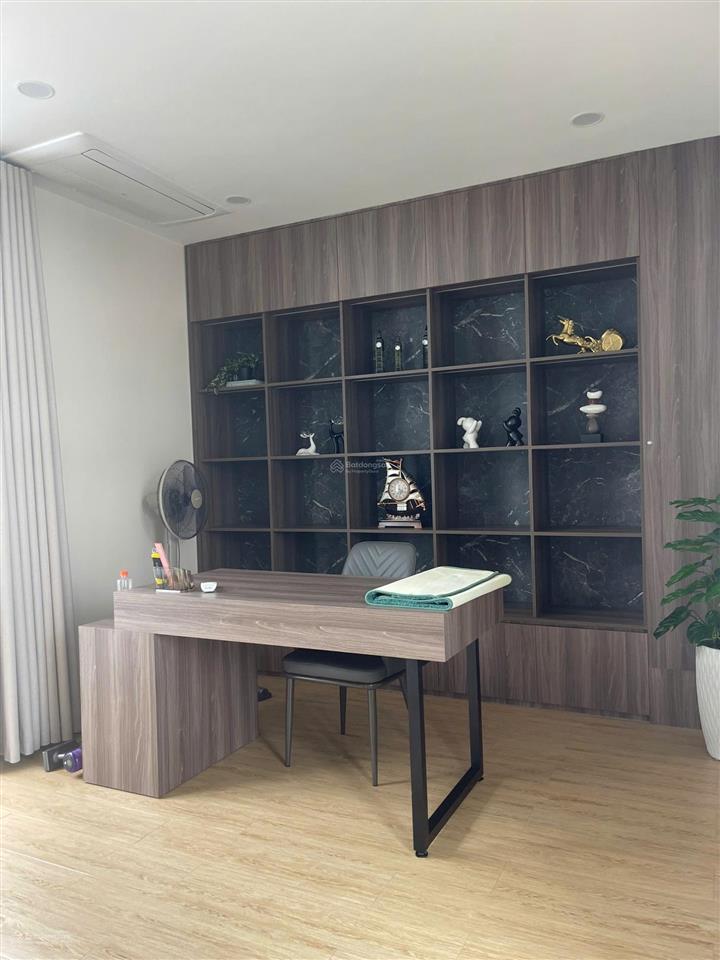 Chính chủ cần cho thuê biệt thự mini sân vườn full nội thất cao cấp, có thang máy, nhà mới