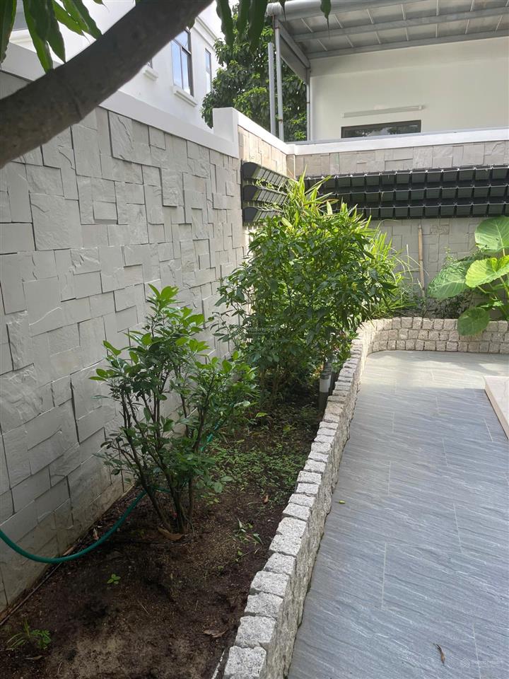 Chính chủ cần cho thuê biệt thự mini sân vườn full nội thất cao cấp, có thang máy, nhà mới