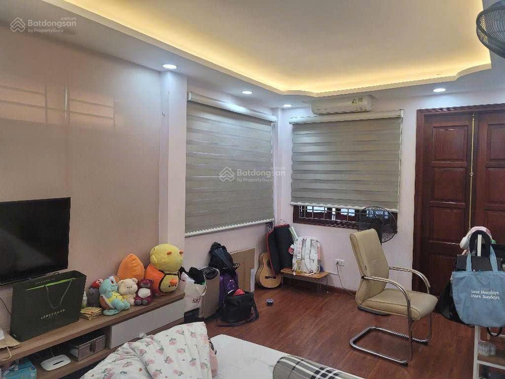 Bán nhà phố lê quý đôn, giá 7 tỷ
