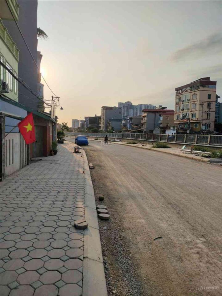 Biệt thự liền kề nhà đẹp phố ngô quyền hà đông ở ngay