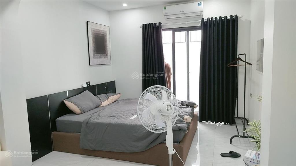 Khâm thiên 117m , ô tô con đỗ cửa, 7 tầng thang máy,pccc...v,v. gia 32 tỷ.