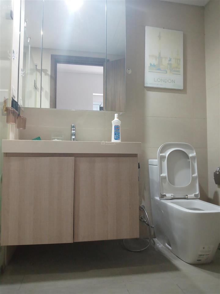 Pass căn hộ 2pn2wc cho thuê hado centrosa garden, 22 triệu full nội thất 86m2
