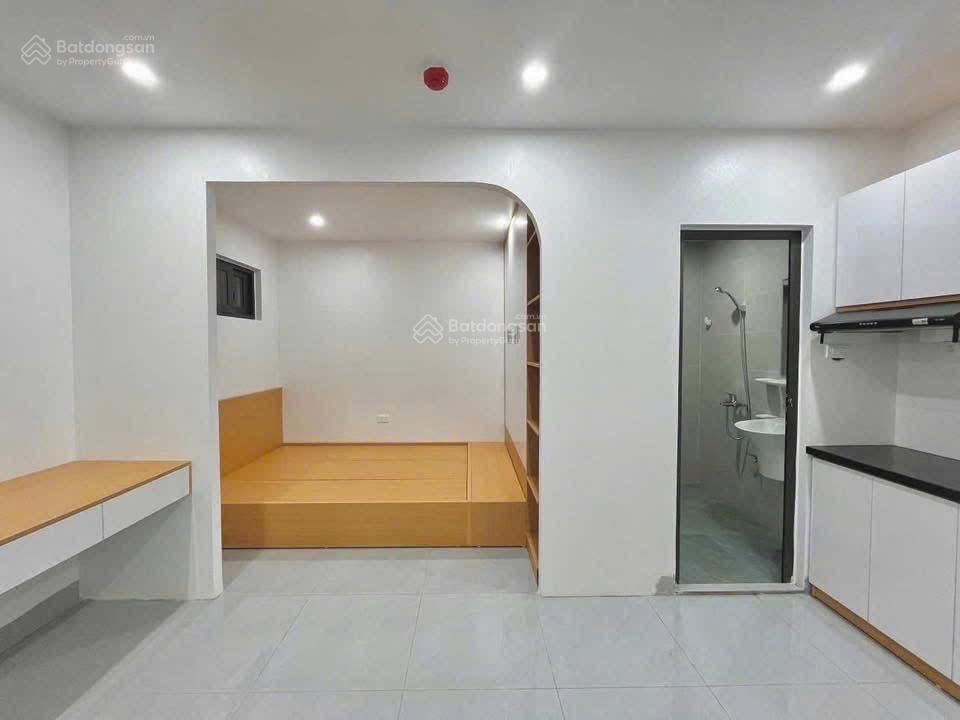 Phòng studio trong nhà mới xây tìm khách