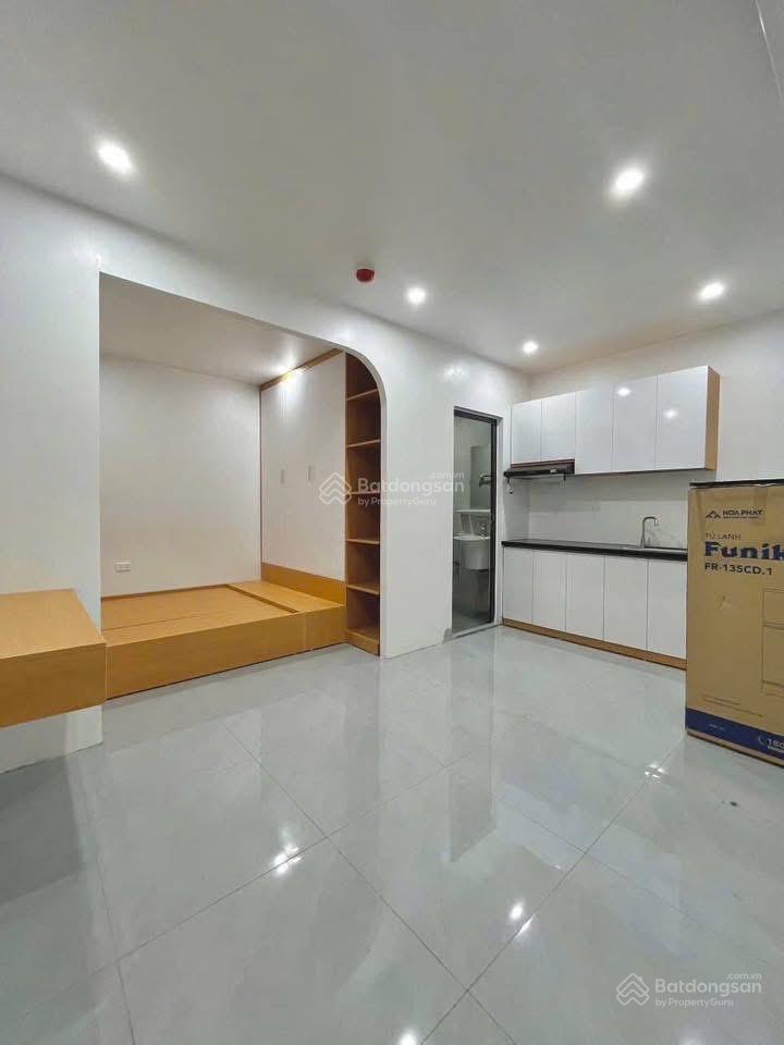 Phòng studio trong nhà mới xây tìm khách