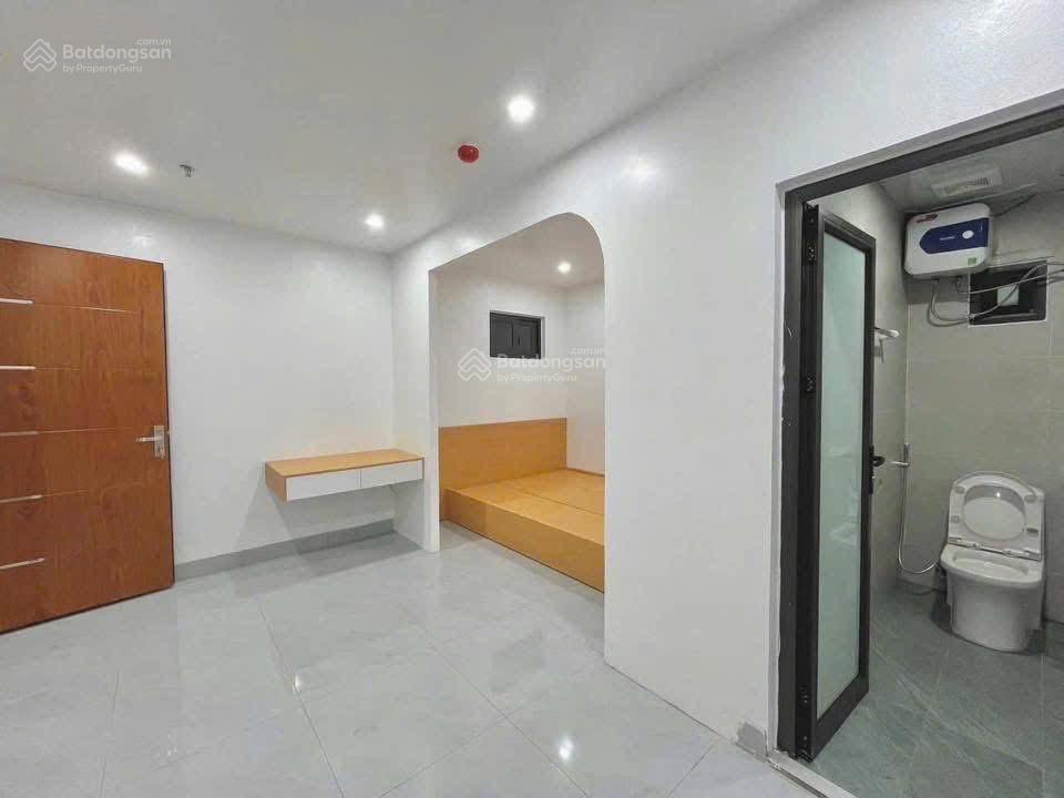Phòng studio trong nhà mới xây tìm khách