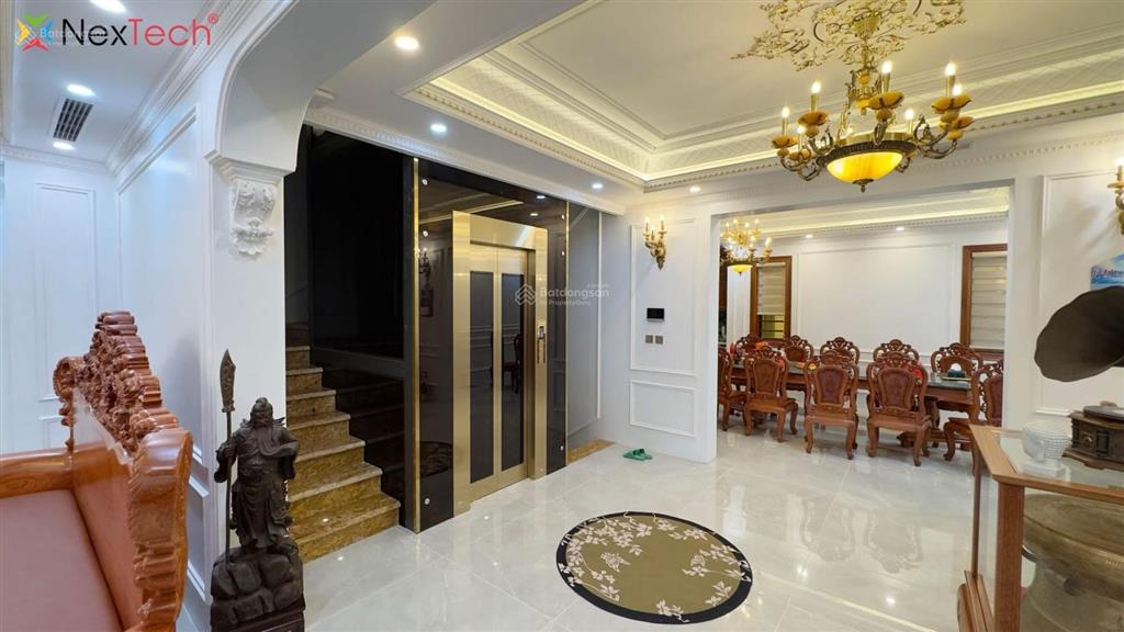 Hơn 20 tỷ nhà mặt phố quận hà đông 65m2, 7 tầng thang máy kinh doanh sầm uất.