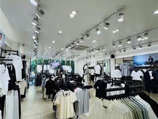 Siêu hiếm mặt phố cầu giấy, 95m2, 8t, mt 6.2m, dòng tiền 2 tỷ/năm.