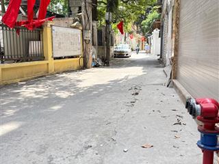 Bán đất cổ nhuế 53m 10.8 tỷ
0974 901 *** đất đẹp ngõ oto