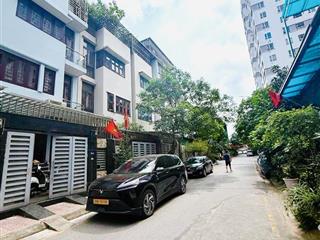 Bán liền kề hoàng văn thái  thanh xuân dt 85m  phân lô ô tô  an ninh tốt