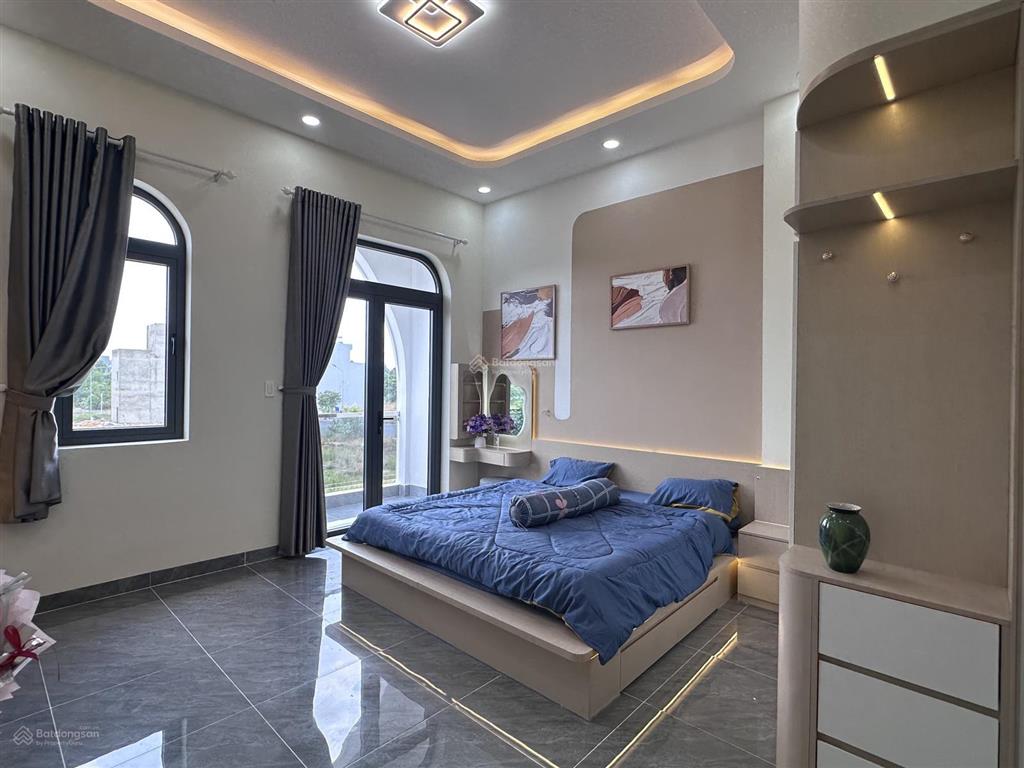Nhà sổ hồng riêng. chính chủ 72m2