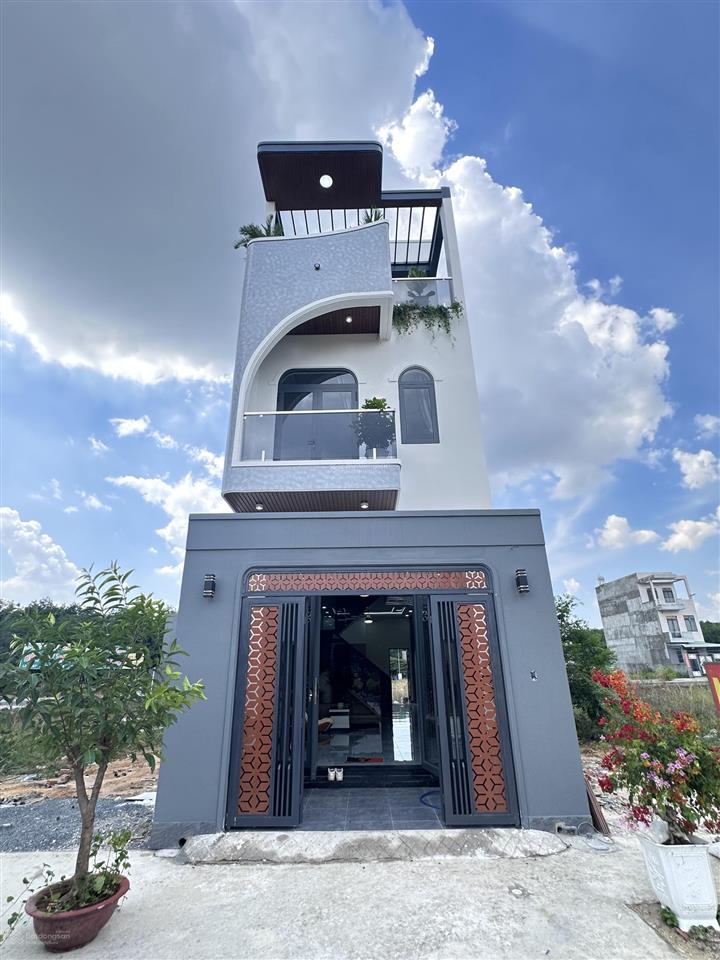 Nhà sổ hồng riêng. chính chủ 72m2
