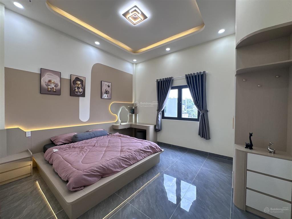 Nhà sổ hồng riêng. chính chủ 72m2