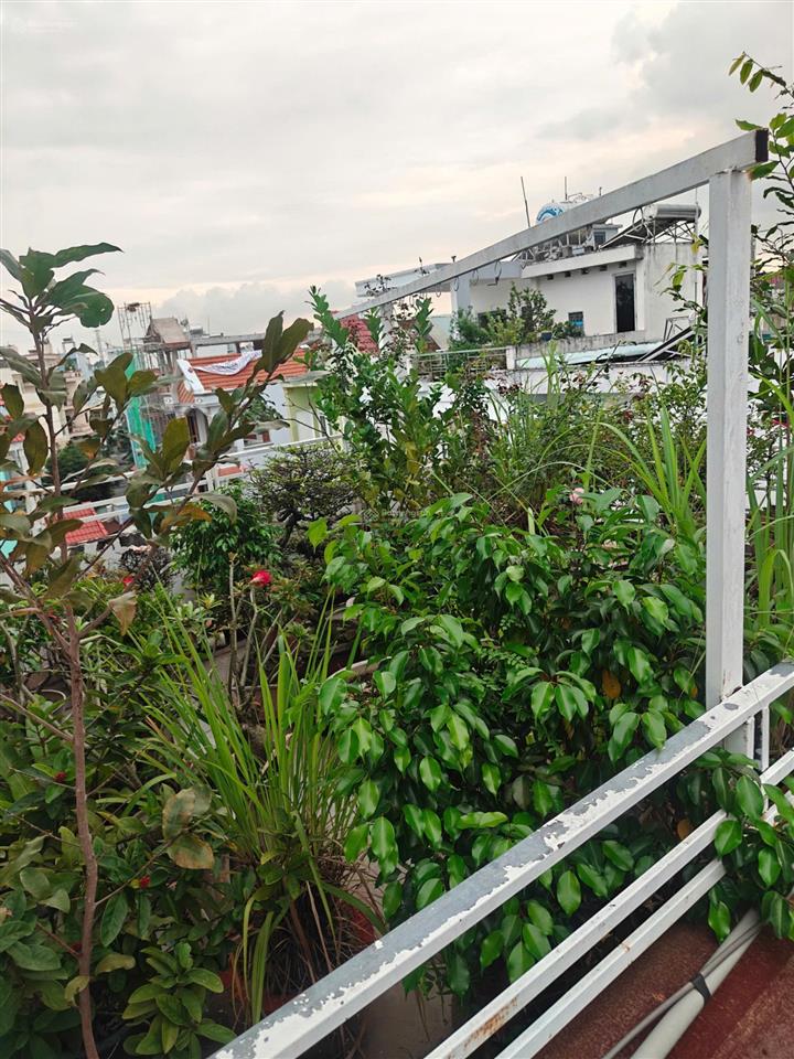 Nhà trệt 2 lầu sân thượng, dt 4.5x25m, 2 mặt hẻm 5m thông đường tô ký, giá 7.5 tỷ tl