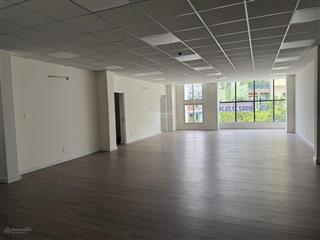 Toà nhà văn phòng 800m2 mặt tiền hoàng hoa thám