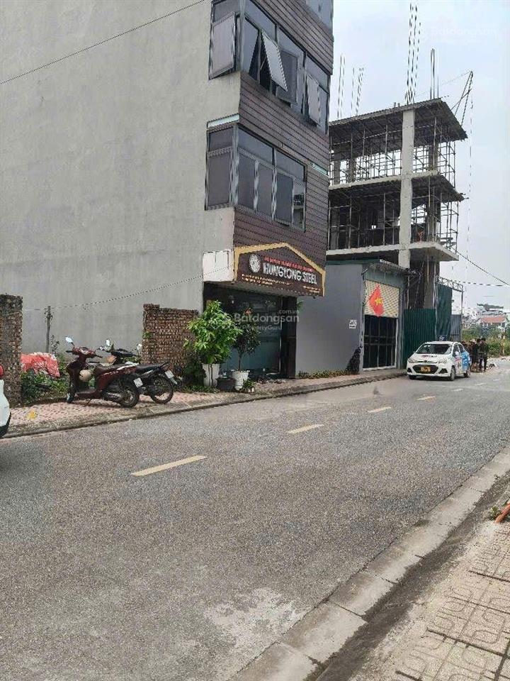 Chị tôi cần bán gấp mảnh đất tái định cư cự khối 72m 2 mặt ngõ oto tránh nhau kinh doanh tốt