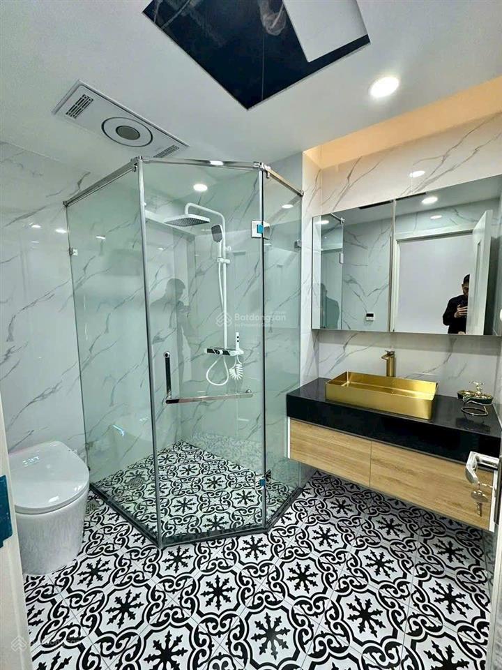 Siêu phẩm phân lô quân đội 918 thang máy gara 2 ô tô full nội thất cao cấp sát times city