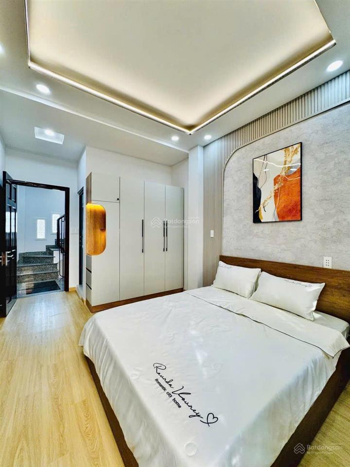 Bán nhà đẹp thích quảng đức phú nhuận chỉ 7tỷ3  full nội thất  30m2