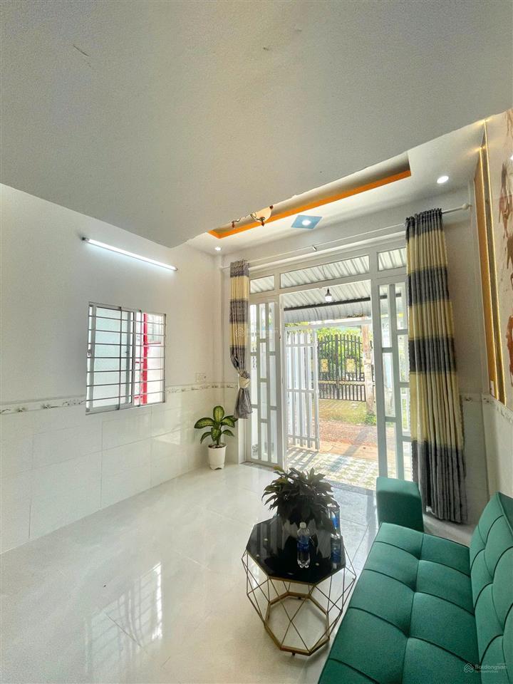 Bán gấp nhà gần cầu lớn giá 525tr