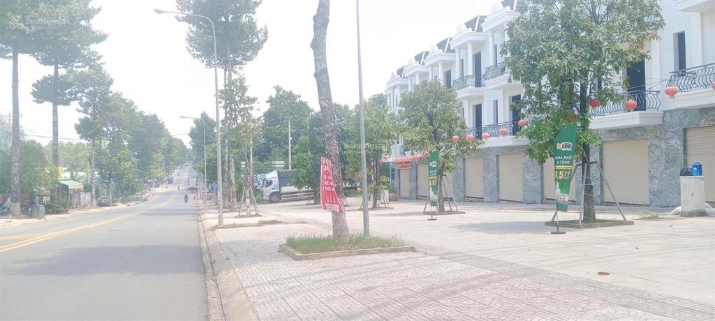 Mặt tiền tố hữu, trung tâm tân uyên, kdc hiện hữu, shr