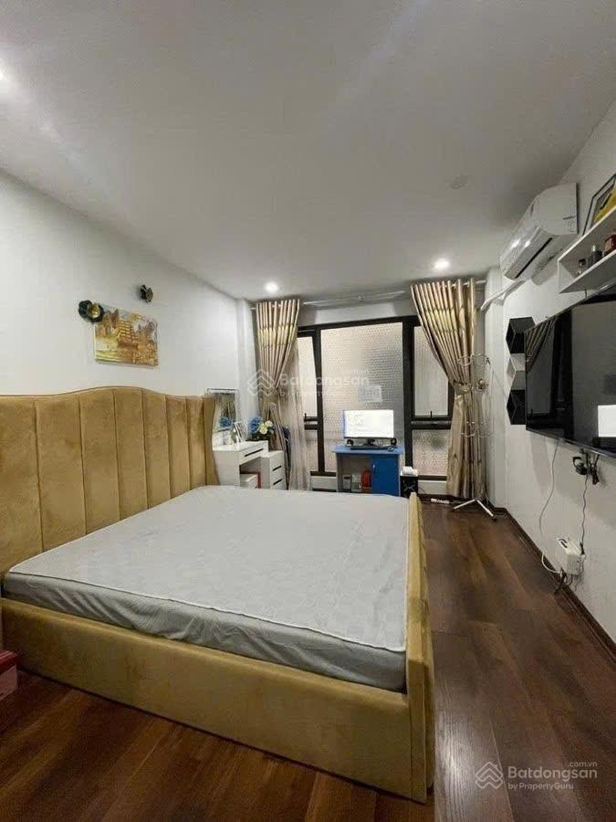 Ngõ nông ba gác nhà mới kính coong nội thất sang xịn sổ đỏ hoa khôi nghiêm túc thiện chí