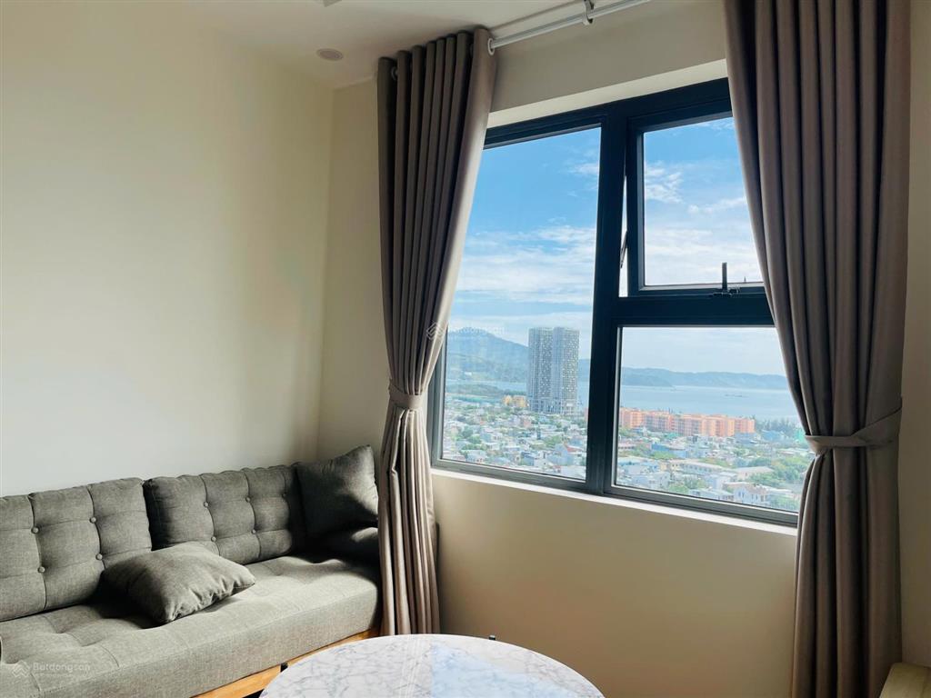 Bán căn hộ chung cư view biển giá 2,35 tỷ, 59,6m2, 2pn, 2wc tại đà nẵng siêu rẻ sổ đỏ vừa nhận