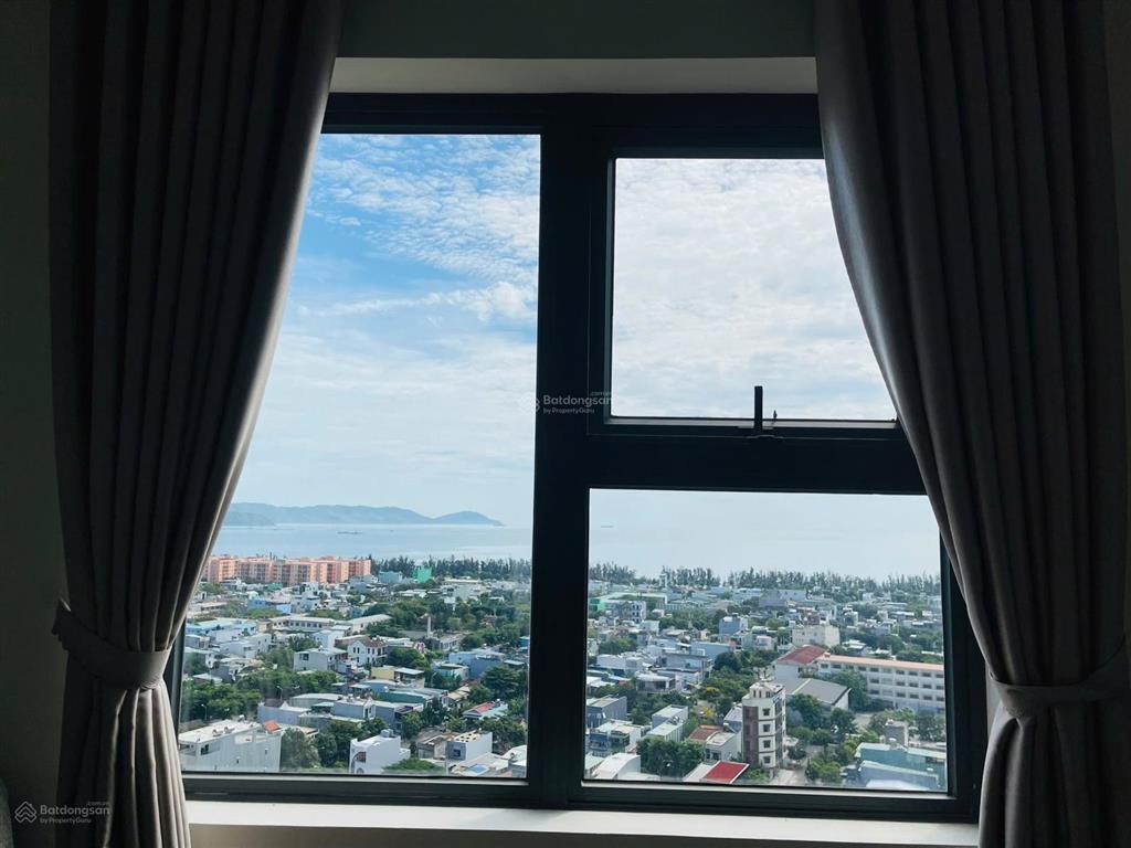 Bán căn hộ chung cư view biển giá 2,35 tỷ, 59,6m2, 2pn, 2wc tại đà nẵng siêu rẻ sổ đỏ vừa nhận
