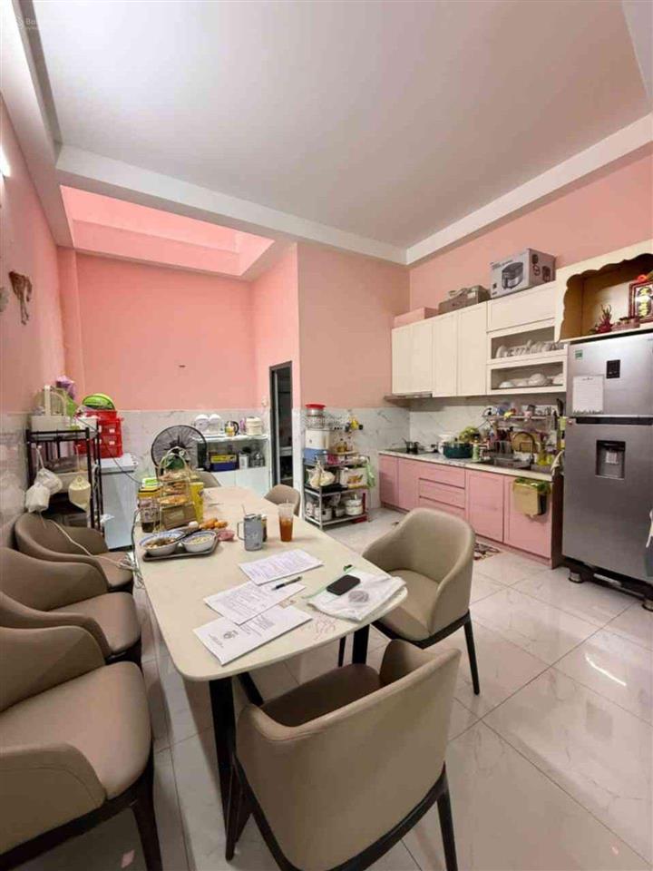 Quận 6 bà hom  p13  hxh thông 63m²  4 tầng  ô tô vào nhà  chỉ hơn 8 tỷ tl