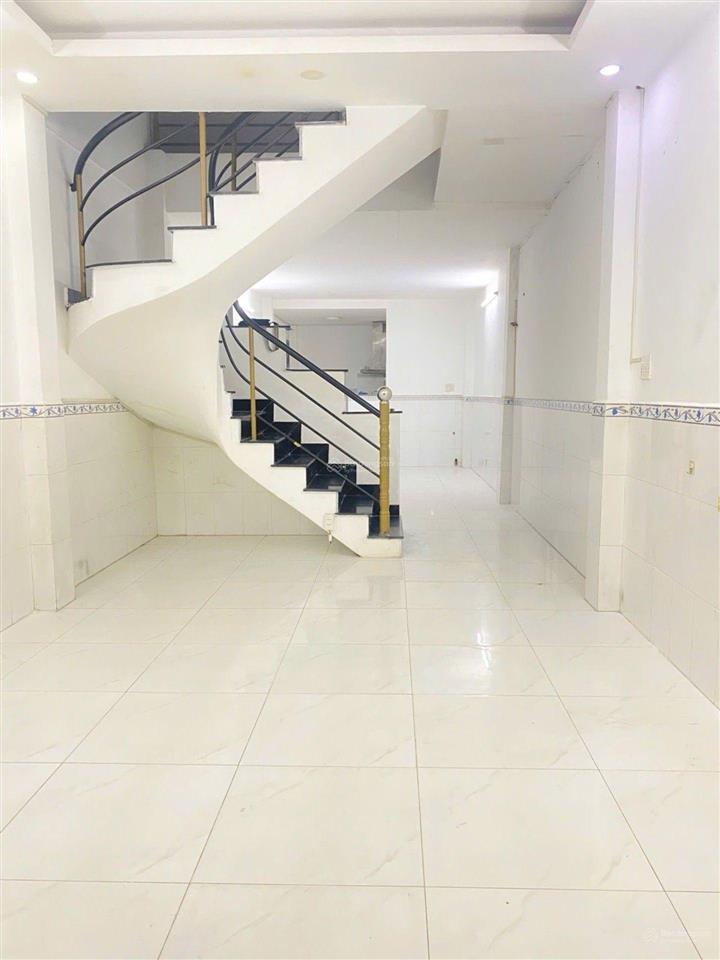 83m2  2 tầng chỉ 6,3 tỷ tl  mặt tiền trần văn cẩn (lũy bán bích) phường tân phú