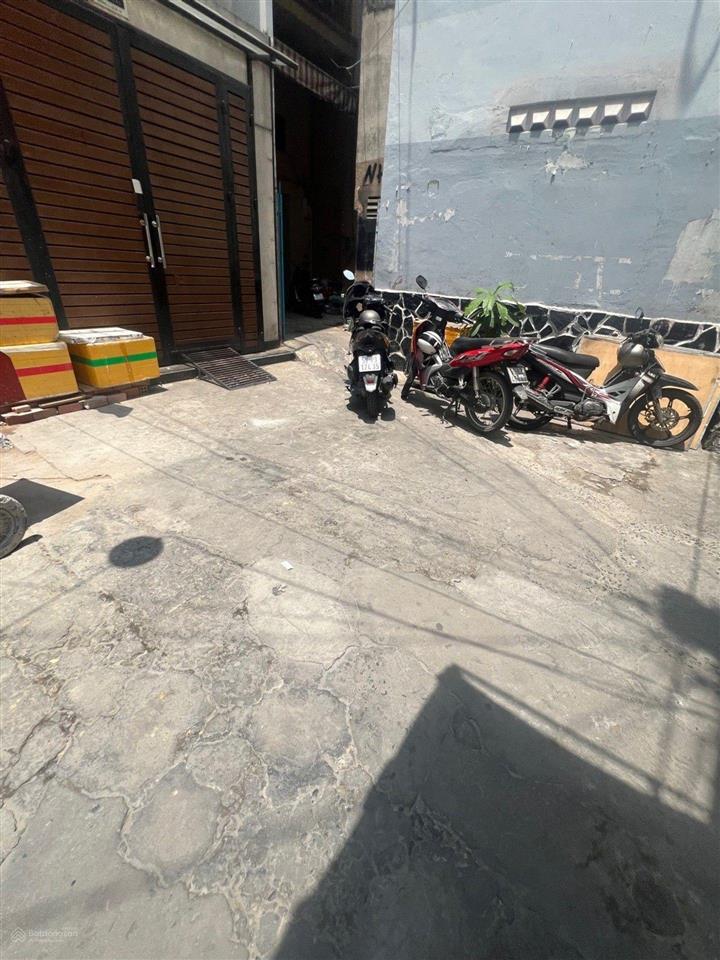 60m2  3 tầng  hồ thị kỷ  quận 10 hxh thông 3pn giáp q1, 5, 3  nhỉnh 6 tỷ tl