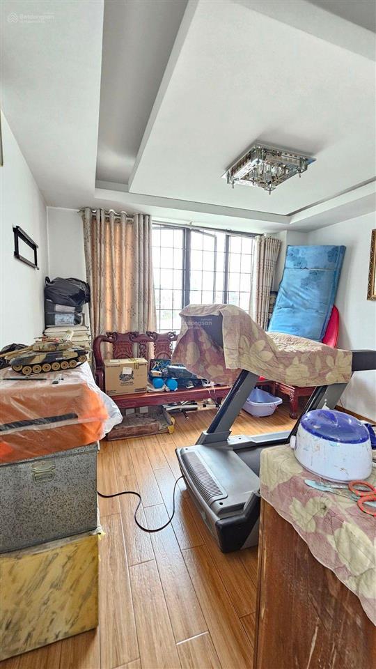 Chủ ngộp giảm sốc còn 7,7 tỷ tl  nhà 5 tầng mới đẹp  74m2  mt tây sơn ngay chợ tân hương