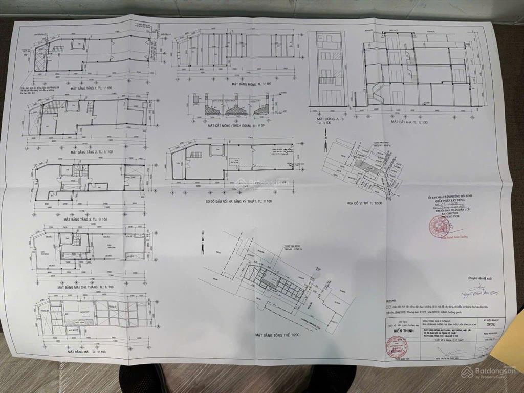 104m2 ngay vòng xoay lê đại hành, q11  lô đất đẹp  ngang 4,4m ôtô vào nhà đã ép cọc  gpxd
