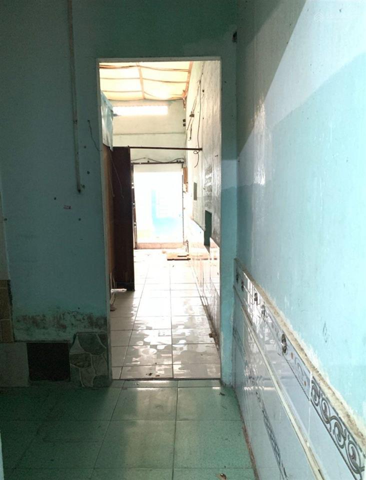 Mặt tiền tứ hải p6  tân bình 60m2  ngang 4,2m  ko quy hoạch, ko lộ giới  bank cho vay 4,7 tỷ