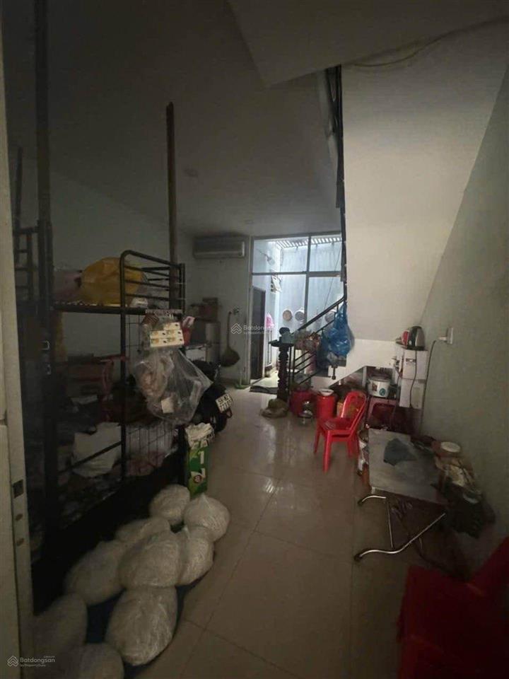 Giảm sâu giá mới 6,6 tỷ tl  mặt tiền kinh doanh thoại ngọc hầu tân phú  4m x 17,5m  2 tầng