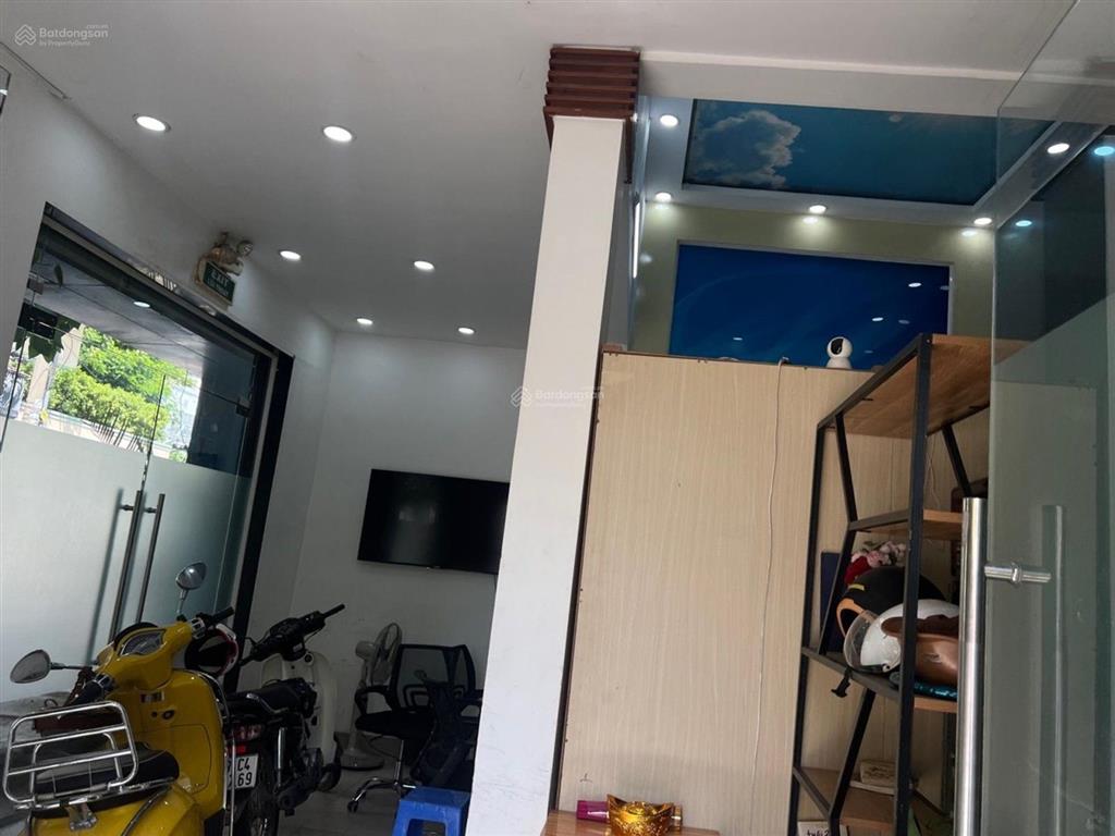 74m2 hiếm mtkd nguyễn cứu vân bình thạnh  ngang 6,8m  4 tầng 5pn 5wc  chỉ hơn 8 tỷ tl