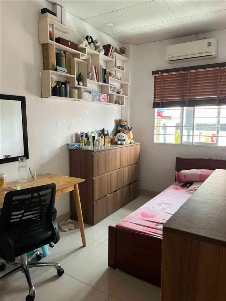 Nhà 2 mặt tiền gò cẩm đệm, tân bình  82m2  3 tầng btct  4pn  chỉ 7,7 tỷ tl