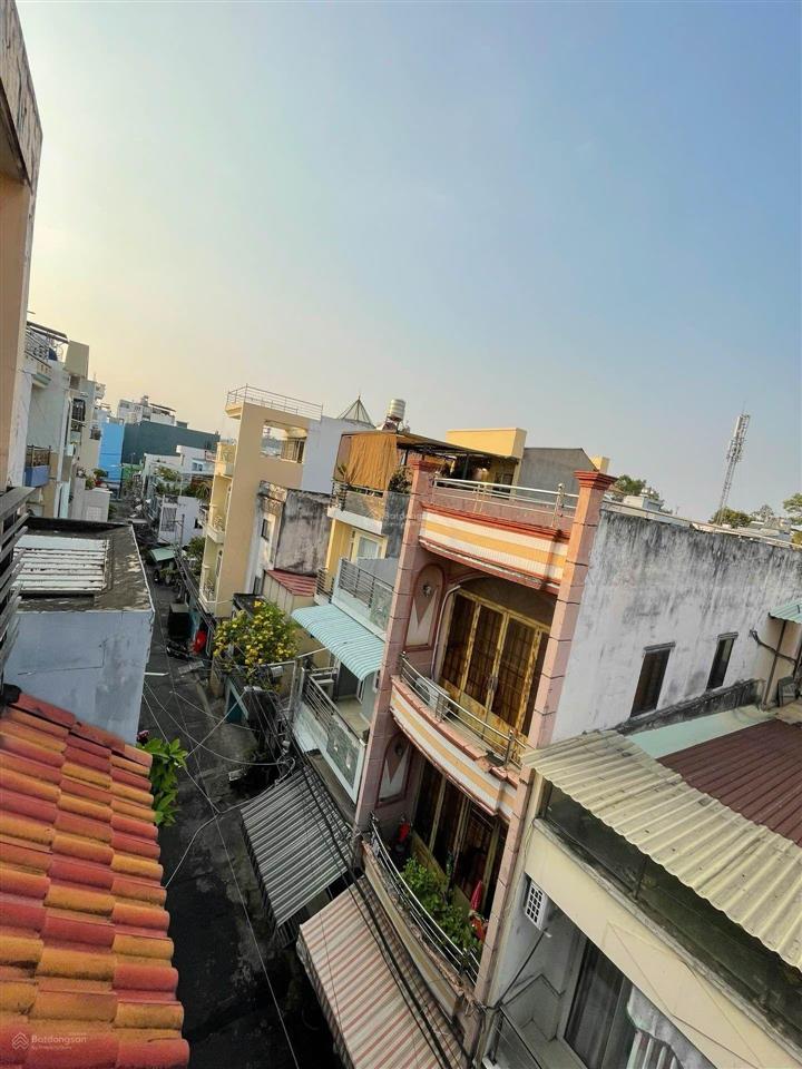 Nhà đẹp lê thận, p. hiệp tân khu vip chợ cây keo 75m 4 tầng bán đi định cư mỹ  giá tốt