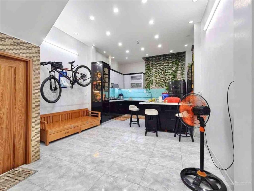 Mặt tiền cư xá độc lập  tân sơn nhì  60m2  4 tầng mới đẹp  4pn  giá hơn 9 tỏi tl mạnh