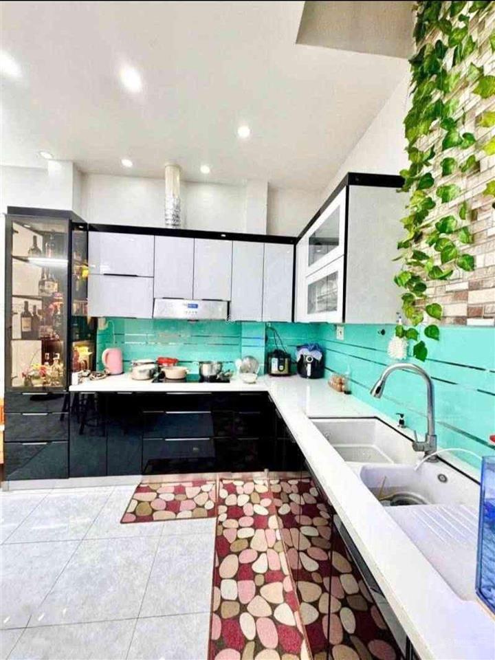 Mặt tiền cư xá độc lập  tân sơn nhì  60m2  4 tầng mới đẹp  4pn  giá hơn 9 tỏi tl mạnh