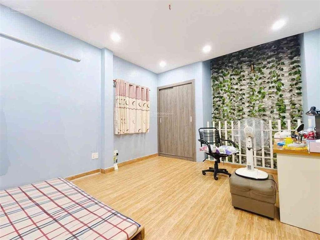 Mặt tiền cư xá độc lập  tân sơn nhì  60m2  4 tầng mới đẹp  4pn  giá hơn 9 tỏi tl mạnh