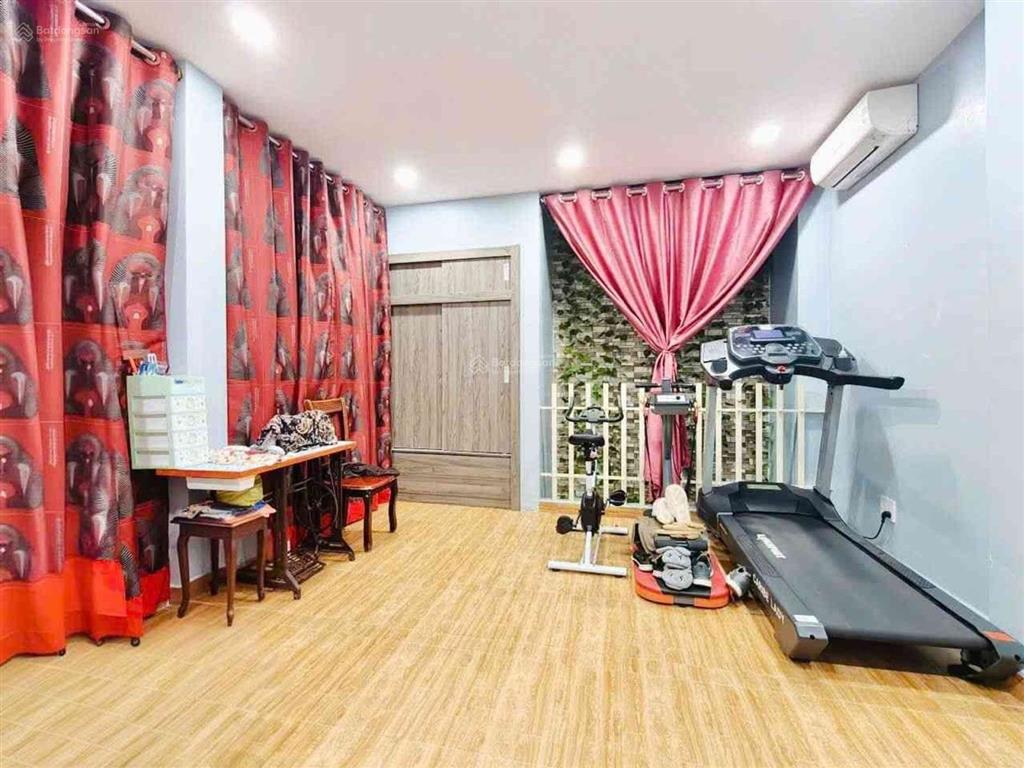 Mặt tiền cư xá độc lập  tân sơn nhì  60m2  4 tầng mới đẹp  4pn  giá hơn 9 tỏi tl mạnh