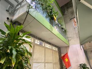 82m  ngang 5m  nở hậu 6,6m  2 tầng btct  3pn  tân hóa  p1  q11  dòng tiền 12tr hơn 7 tỏi tl