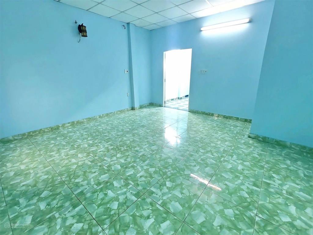 Mặt tiền xuân hồng sát trường chinh & ngã tư bảy hiền  69m2  3 tầng  giá 6.x tỷ