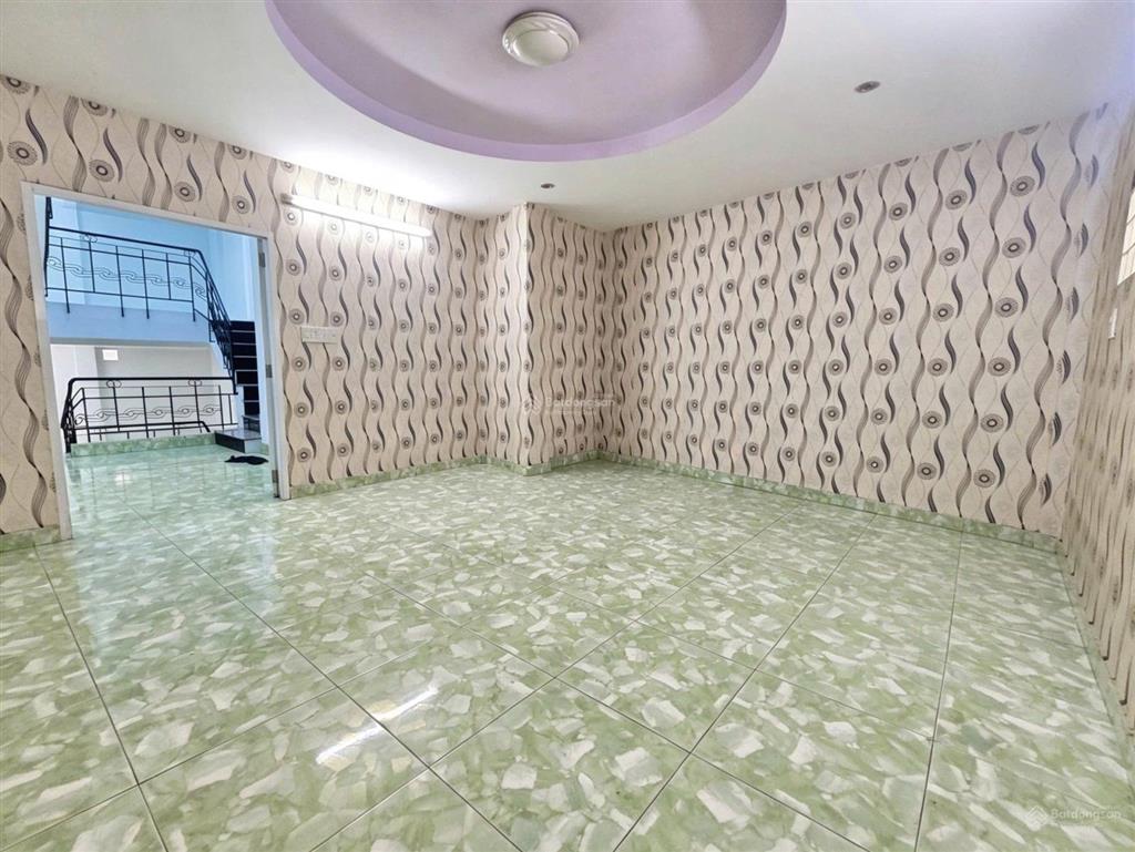 Mặt tiền xuân hồng sát trường chinh & ngã tư bảy hiền  69m2  3 tầng  giá 6.x tỷ
