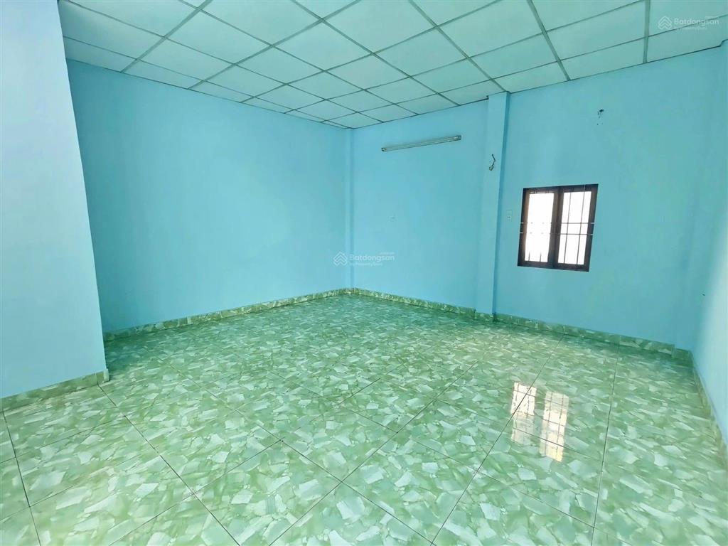 Mặt tiền xuân hồng sát trường chinh & ngã tư bảy hiền  69m2  3 tầng  giá 6.x tỷ
