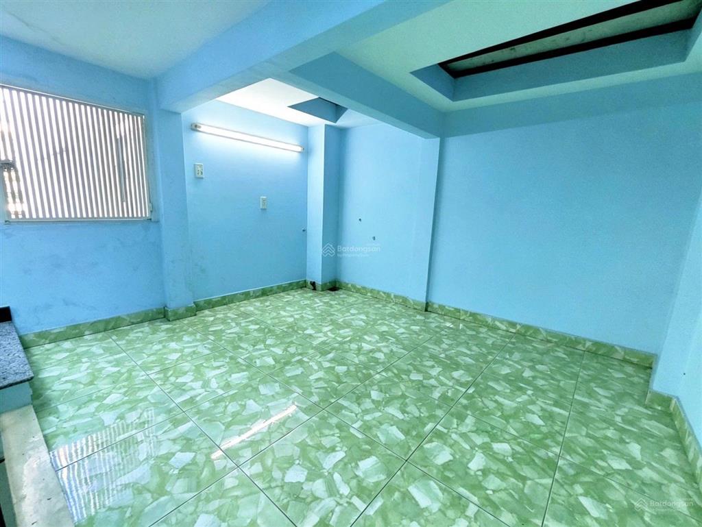Mặt tiền xuân hồng sát trường chinh & ngã tư bảy hiền  69m2  3 tầng  giá 6.x tỷ