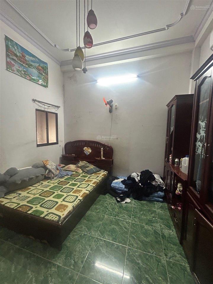 Hxt 10 ngay tô hiệu, tân thới hòa, tân phú  ngang 4m dài 21m  nhà 3 tầng 4pn  chỉ hơn 6 tỷ tl
